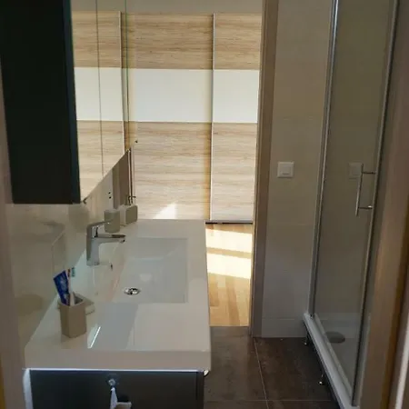 Pascal 7 Nights 1 Free