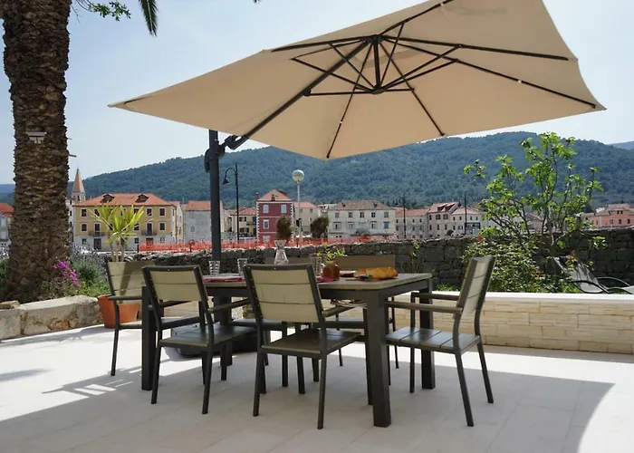 Pascal 7 Nights 1 Free * Stari Grad (Hvar)